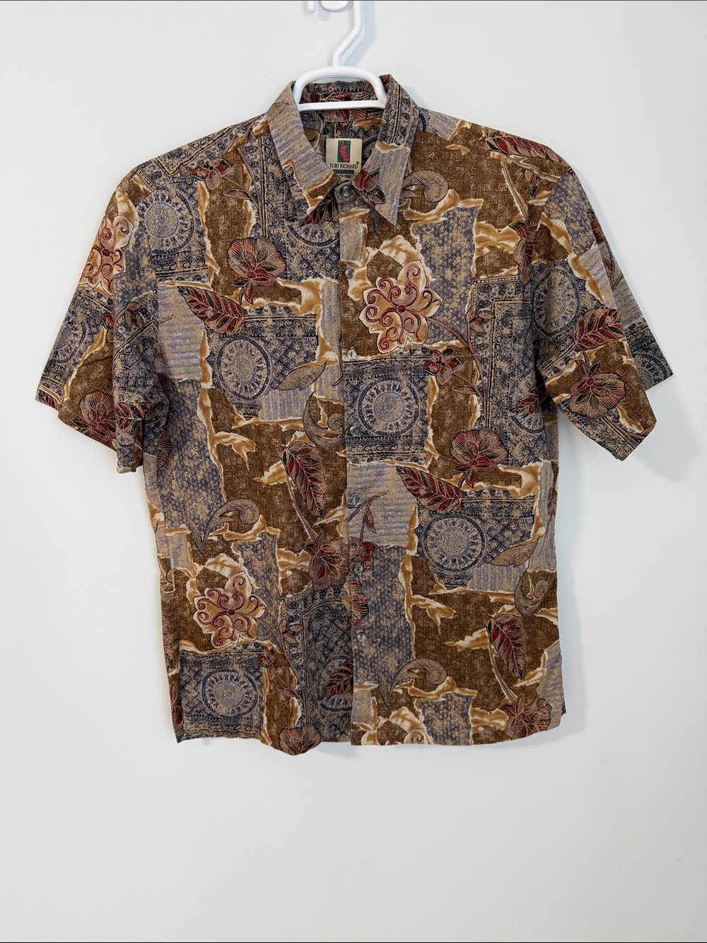 Tori Richard Men’s Honolulu Cotton Lawn Short-Sleeve Button-Down Shirt SZM